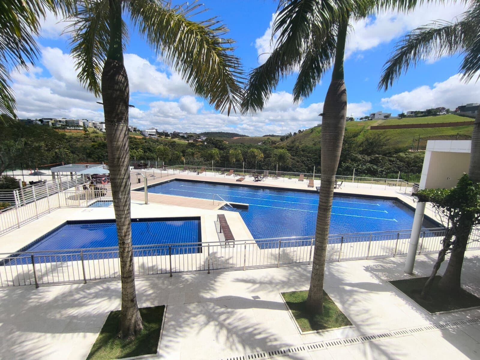 Lote com 490m² a venda no condomínio Alphaville - Juiz de Fora -MG