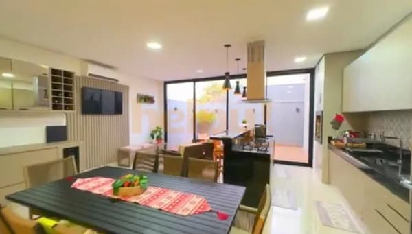 Maravilhosa Casa no Damha I à venda- São José do Rio Preto/SP Entre em contato através do Telefone: 17 99791-9973 R$ 1.500.000,00