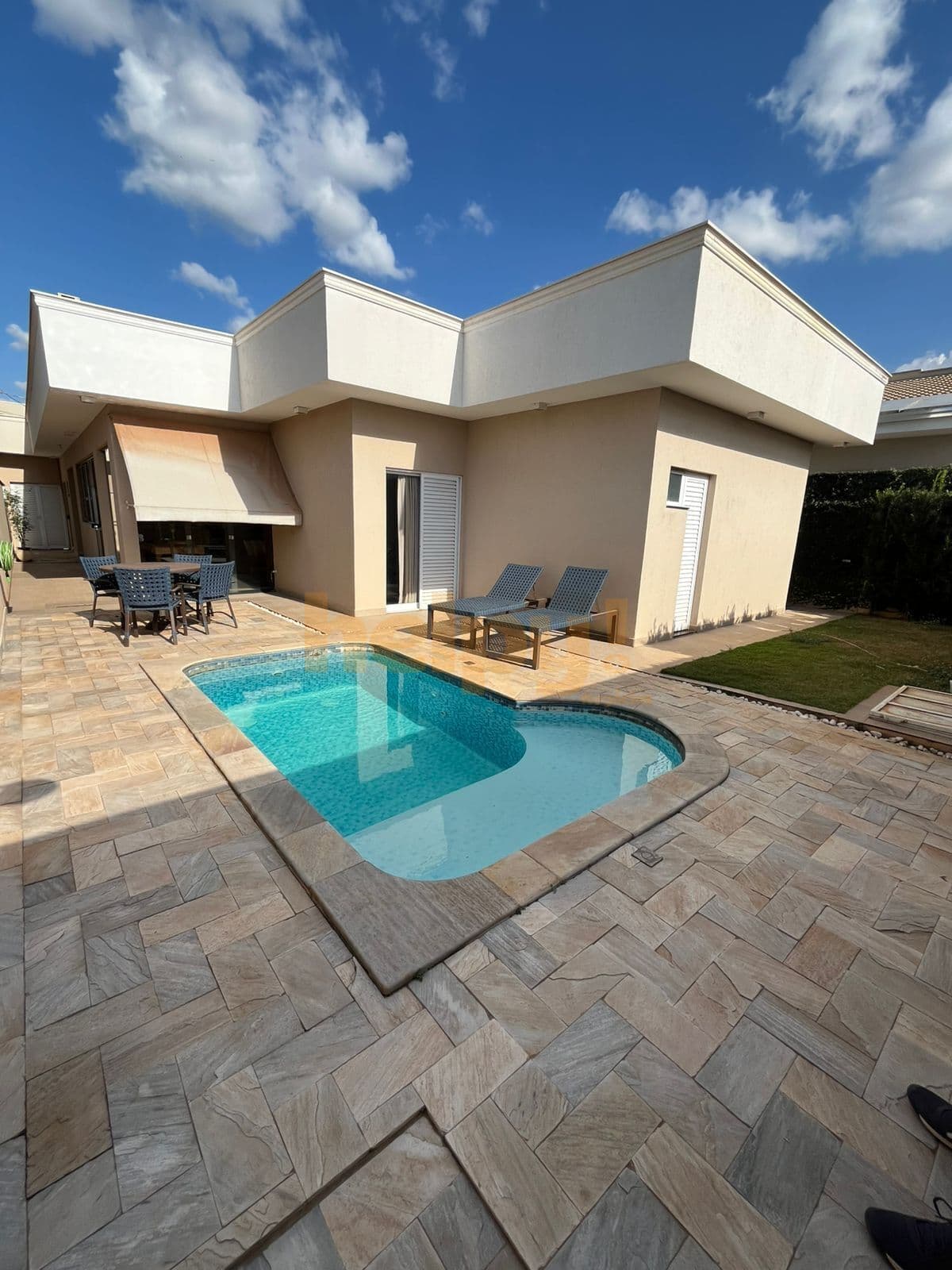 Vende-se Casa no Condomínio Residencial Recanto do Lago - São José do Rio Preto/SP R$1.400.000,00