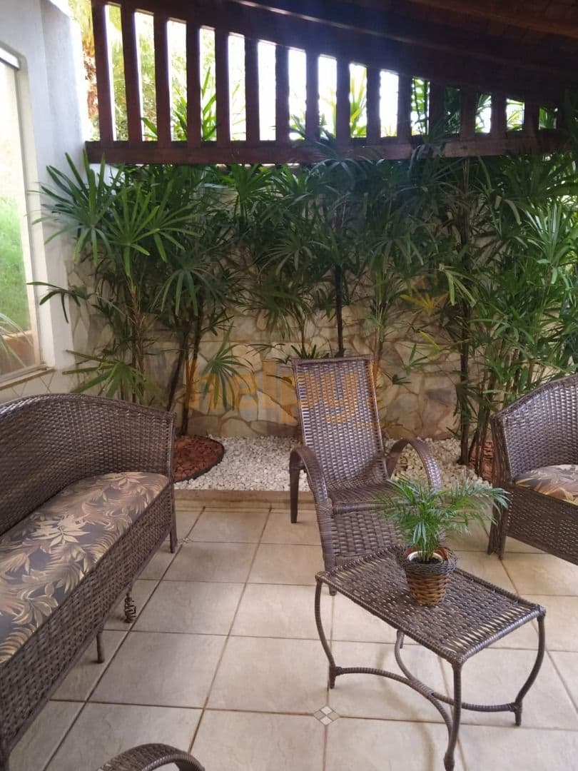Vende-se Casa no Condomínio Residencial Jardins de Barcelona - São José do Rio Preto/SP R$ 750.000,00