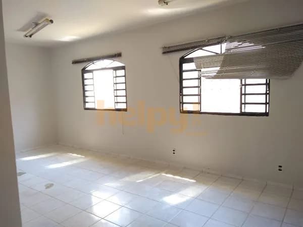 Vende-se Casa Comercial no Bairro Boa Vista - São José do Rio Preto/SP Entre em contato através do Telefone: 17 99791-9973 R$550.000,00