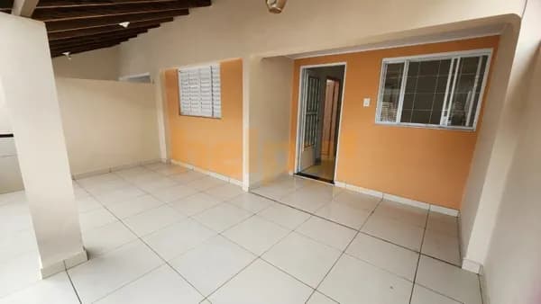 Aluga-se casa bairro Jardim Paulista - São José do Rio Preto/SP R$ 1.900,00