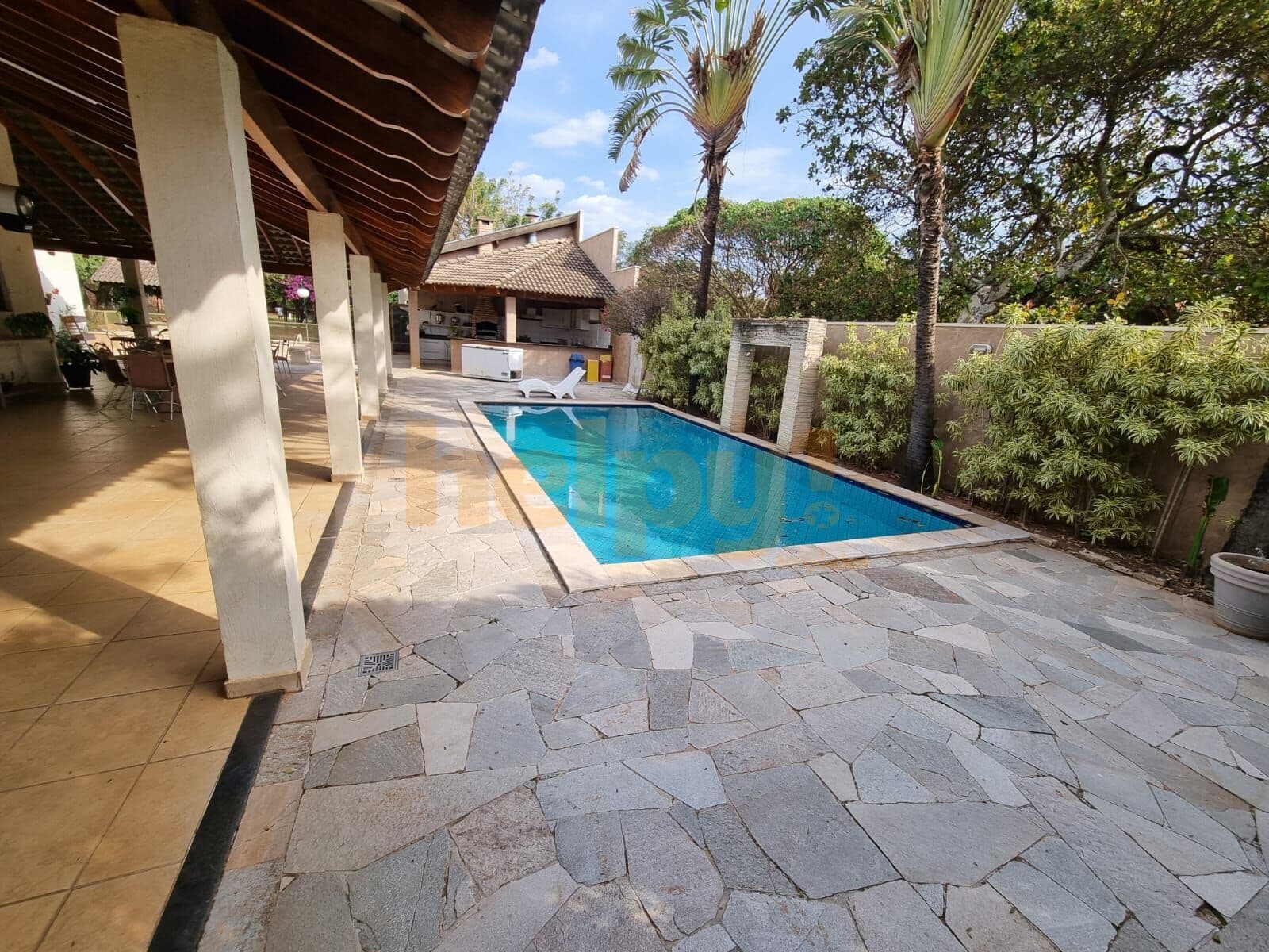 Vende-se Chácara no Monte Carlo | Mirassol-SP Entre em contato através do Telefone: 17 99791-9973 R$9.900.000,00