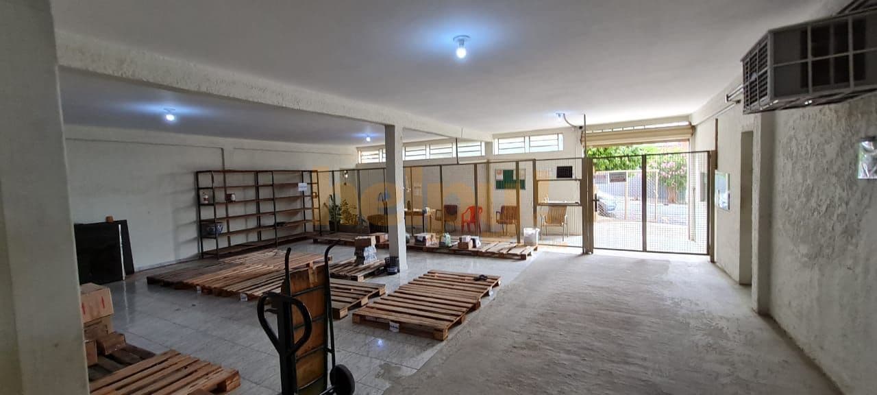 Vende-se Salão Comercial no Jardim Santa Luzia - São José do Rio Preto/SP Entre em contato através do Telefone: 17 99791-9973 R$12.000.000,00