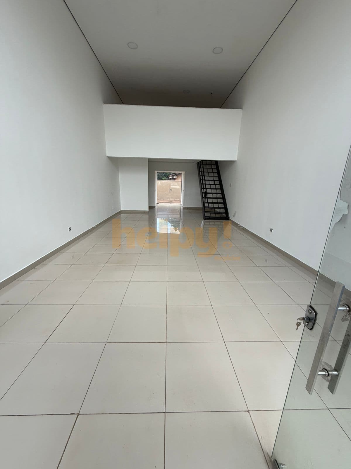 Aluga-se salão comercial Jardim Urano - São José do Rio Preto/SP R$ 3.800,00