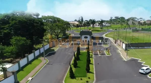 Vende-se Terreno no Condomínio Residencial Jardim Botânico - Bady Bassitt/SP R$330.000,00