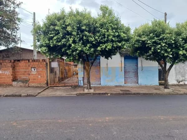 Vende-Se Casa no Solo Sagrado - São José do Rio Preto/SP Entre em contato através do Telefone: 17 99791-9973 R$140.000,00