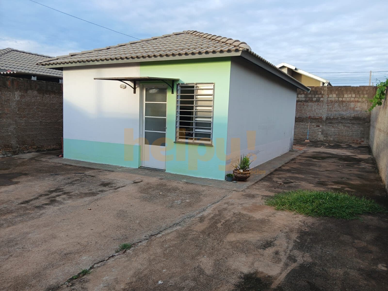 Vende-se Casa Fraternidade 2- São José do Rio Preto-SP Entre em contato através do Telefone: 17 99791-9973 R$ 180.600,00 (Deixa pagar no nome valor de entrada 80.000,00)
