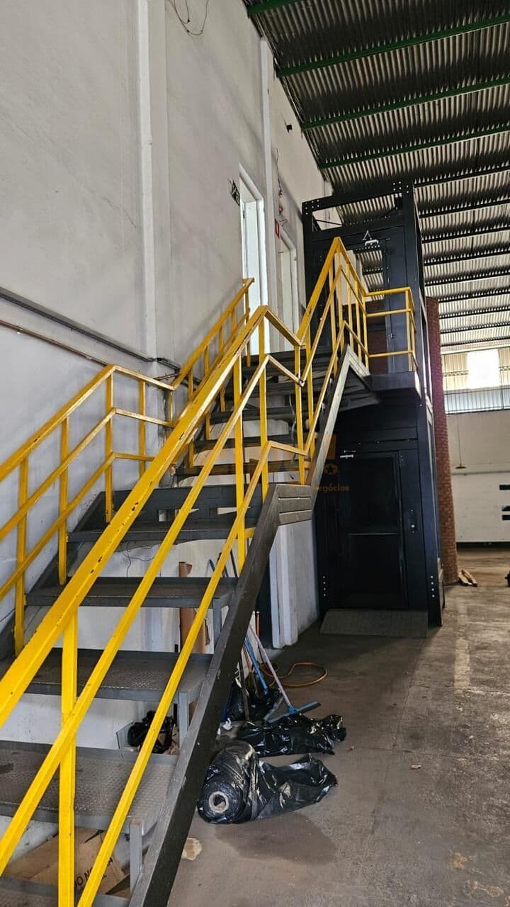 Aluga-se Galpão no Parque Industrial Tancredo Neves - São José do Rio Preto/SP Entre em contato através do Telefone: 17 99791-9973 R$22.000,00