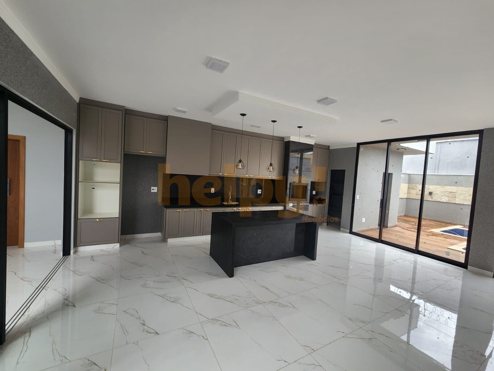 Vende-se Casa no Quinta do Lago - São José do Rio Preto/SP Entre em contato através do Telefone: 17 99791-9973 R$1.500.000,00