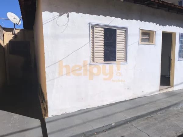 Vende-se Casa na Vila Ercilia- São José do Rio Preto-SP Entre em contato através do Telefone: 17 99791-9973 R$300.000,00
