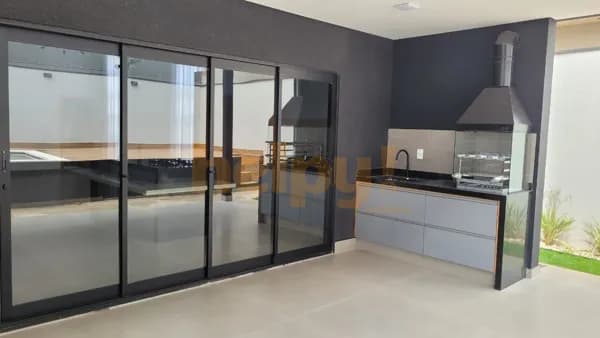 Vende-se Casa Terravista Clube- Mirassol-SP Entre em contato através do Telefone: 17 99791-9973 R$ 1.750.000,00