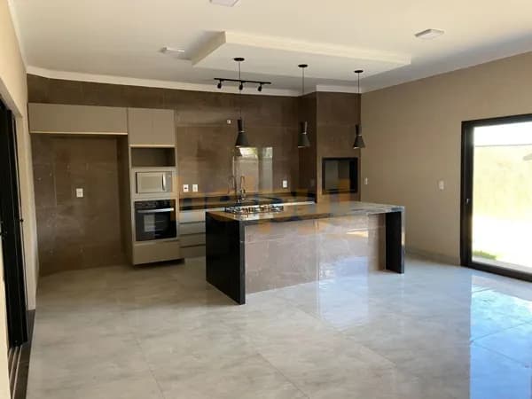 Vende-se Casa no Condomínio Residencial Jardim Botânico - Bady Bassitt/SP R$ 1.200.000,00