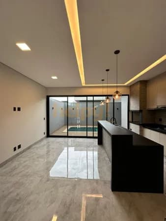 Vende-se Casa no Condomínio Setlife II / Mirassol/SP Entre em contato através do Telefone: 17 99791-9973 R$980.000,00