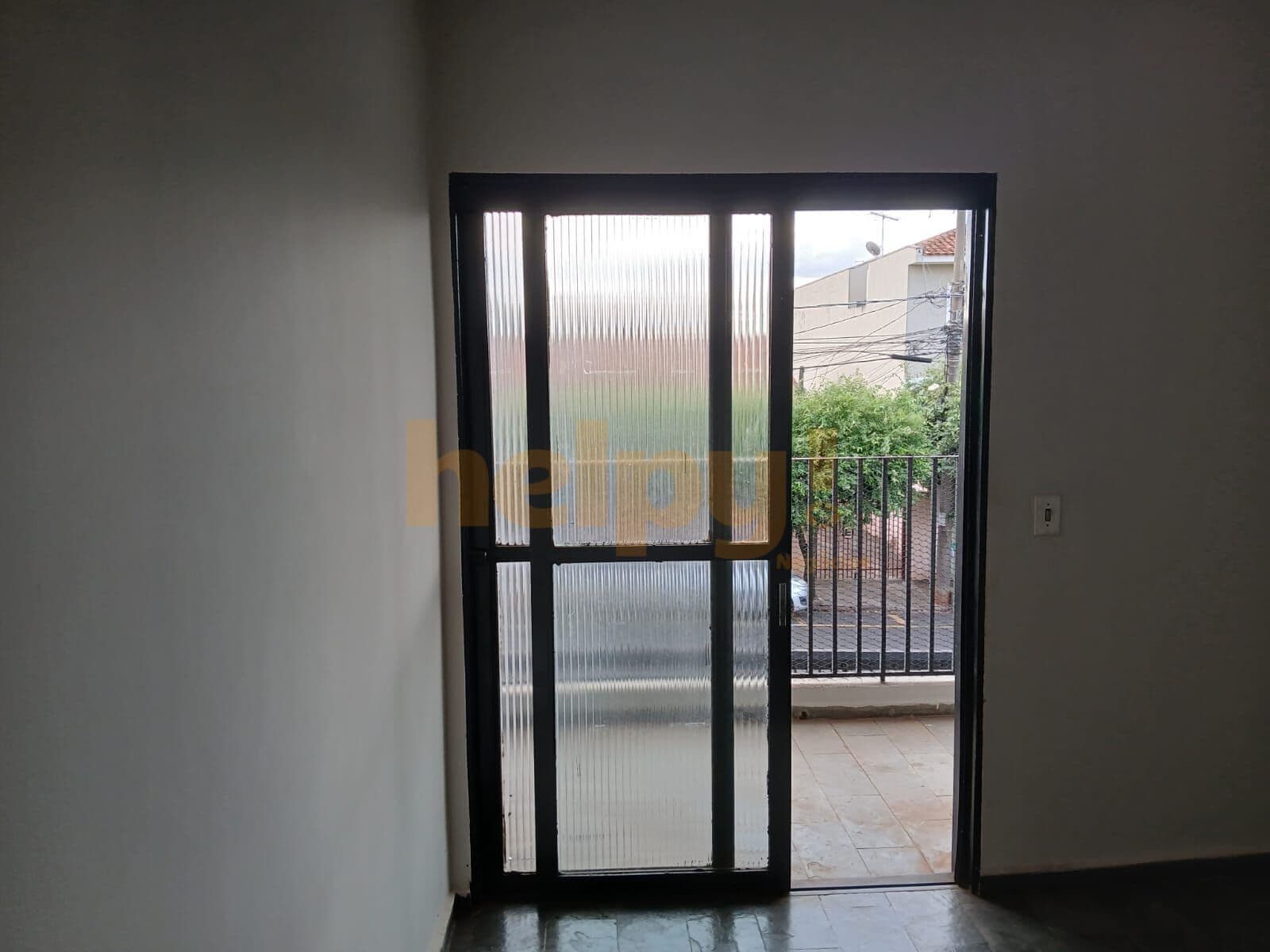 Vende-se Apartamento no Parque Industrial - São José do Rio Preto/SP Entre em contato através do Telefone: 17 99791-9973 R$230.000,00