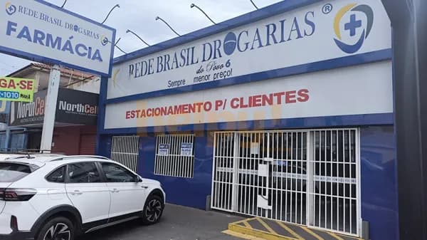 Vende-se Salão Comercial na AV. Mirassolândia / São José do Rio Preto-SP Entre em contato através do Telefone:17 99791-9973 R$2.600.000,00