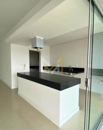 Apartamento à venda no bairro Indaiá em Caraguatatuba/SP
