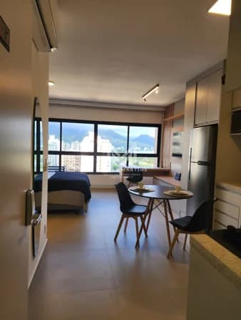 Apartamento à venda no bairro Indaiá em Caraguatatuba/SP
