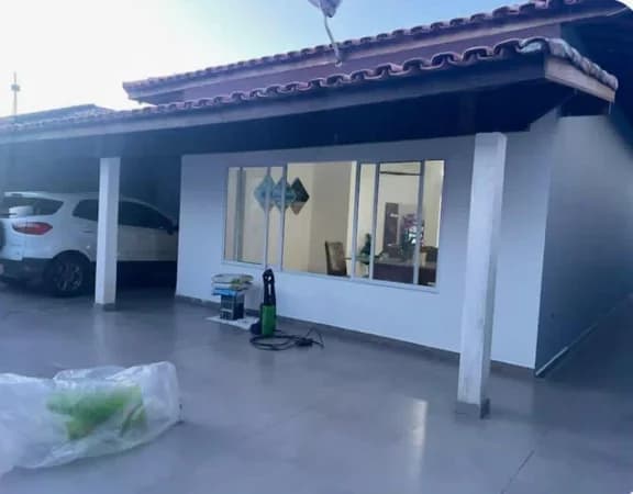 Casa à venda no bairro Pontal Santa Marina em Caraguatatuba/SP