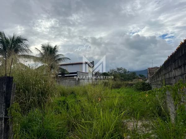 Terreno à venda no bairro Pontal Santa Marina em Caraguatatuba/SP