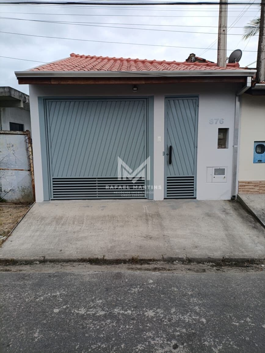 🏡 Casa à Venda no Perequê Mirim