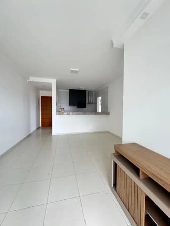 Apartamento à venda no bairro Indaiá em Caraguatatuba/SP