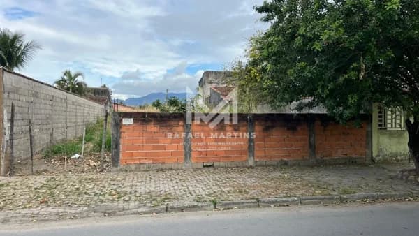 Terreno à venda no bairro Pontal Santa Marina em Caraguatatuba/SP