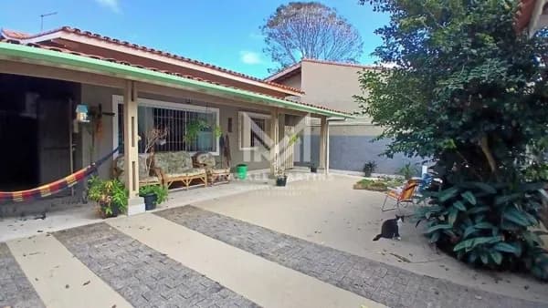 🏡 Casa Térrea à Venda – Porto Novo