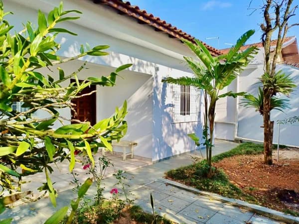 Casa à venda no bairro Indaiá em Caraguatatuba/SP