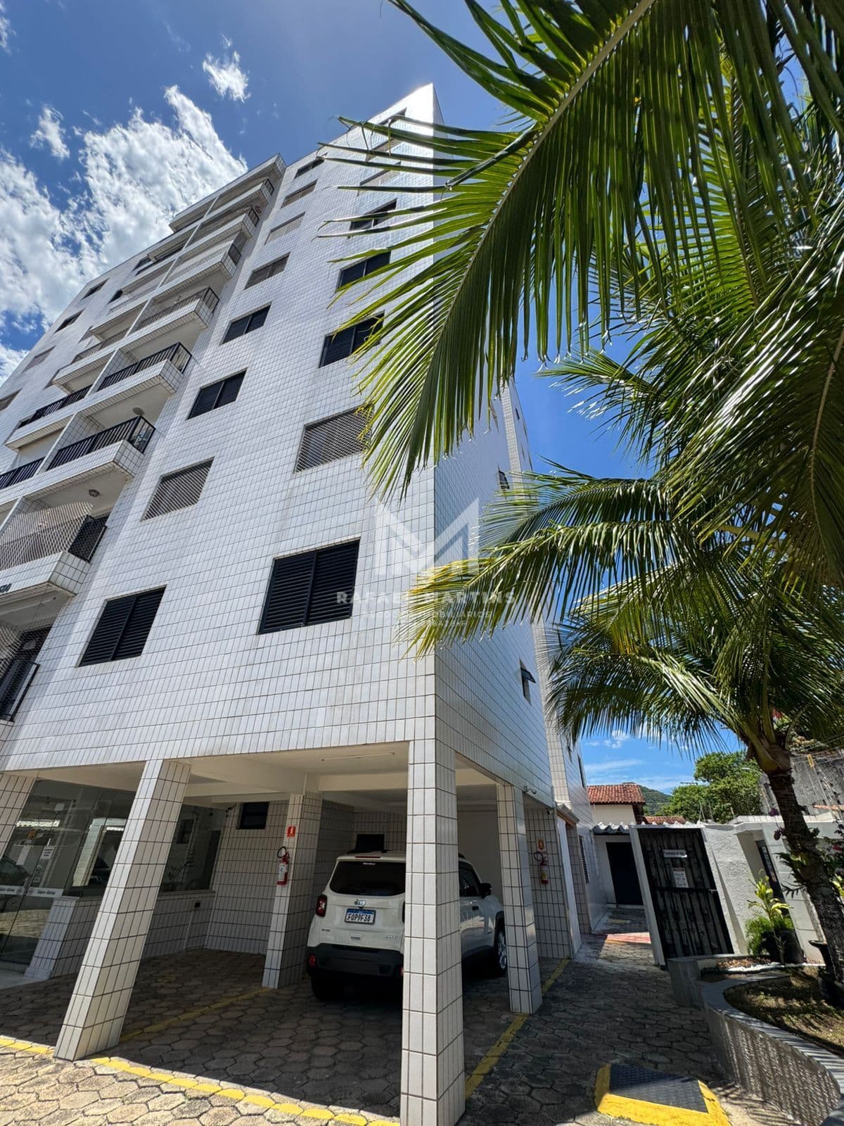 Apartamento à venda no bairro Martim de Sá em Caraguatatuba/SP