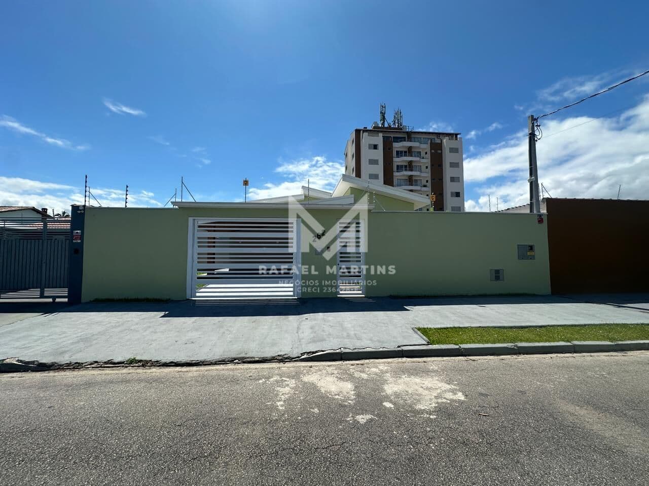 🌴✨ Uma casa que transforma rotina em qualidade de vida no Indaiá!