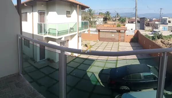 Sobrado à venda no bairro Morro do Algodão em Caraguatatuba/SP