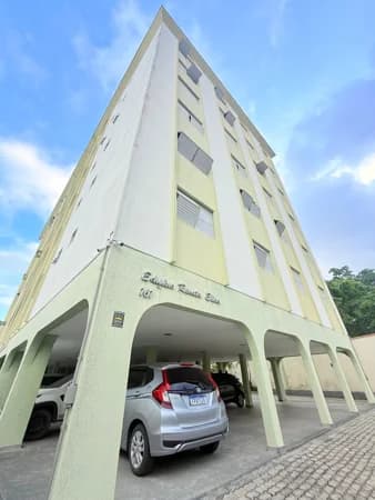 Apartamento à venda no bairro Centro em Caraguatatuba/SP