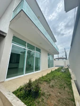 Casa à venda no bairro Indaiá em Caraguatatuba/SP