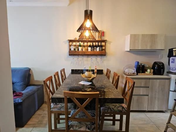 Casa à venda no bairro Massaguaçu em Caraguatatuba/SP