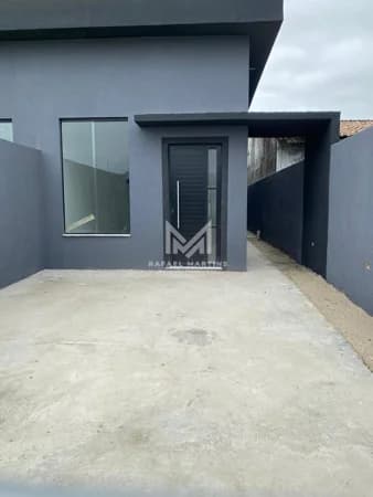 Casa à venda no bairro Golfinho em Caraguatatuba/SP