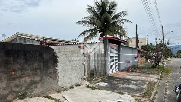 Terreno à venda no bairro Pontal Santa Marina em Caraguatatuba/SP