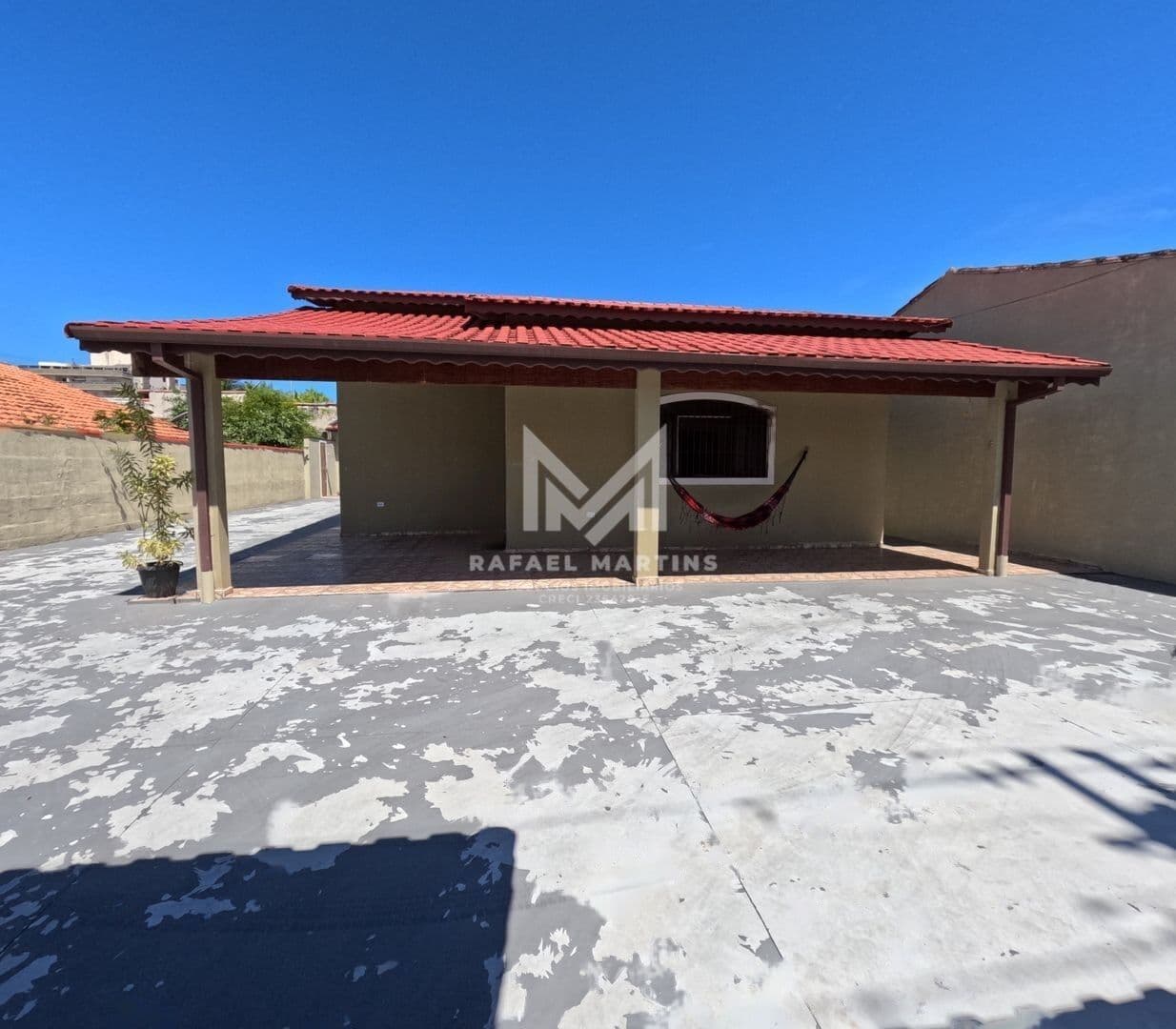 🏡✨ CASA TÉRREA NO JARDIM ARUAN – A 550 METROS DA PRAIA! ✨🏡