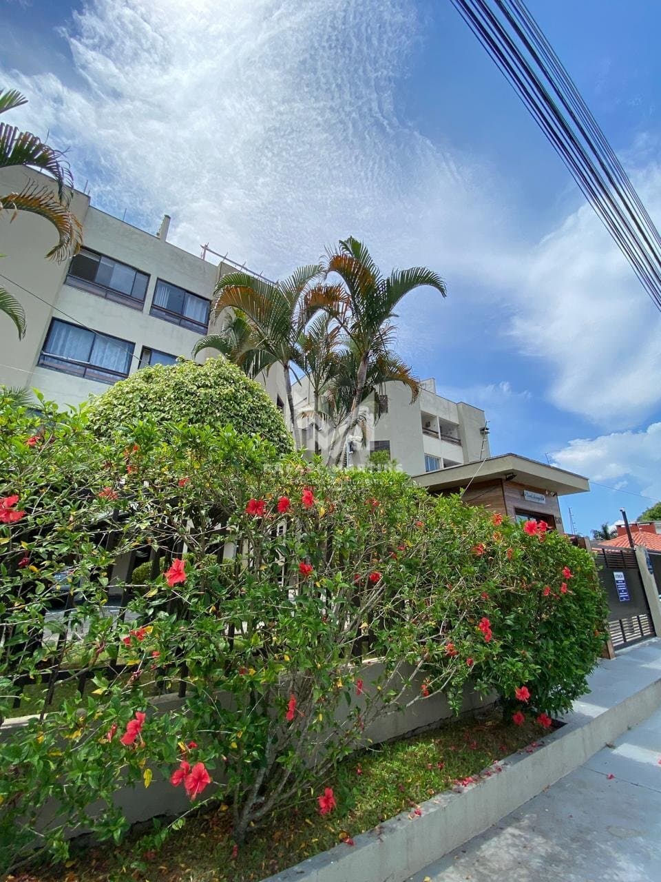 Apartamento à venda no bairro Martim de Sá em Caraguatatuba/SP