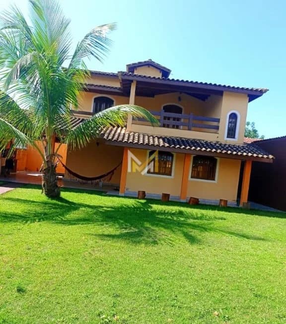Sobrado à venda no bairro Pontal Santa Marina em Caraguatatuba/SP