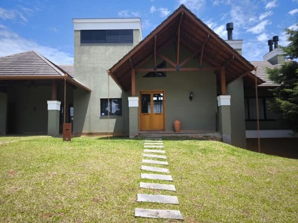 Casa em Rancho Queimado - Morro Chato