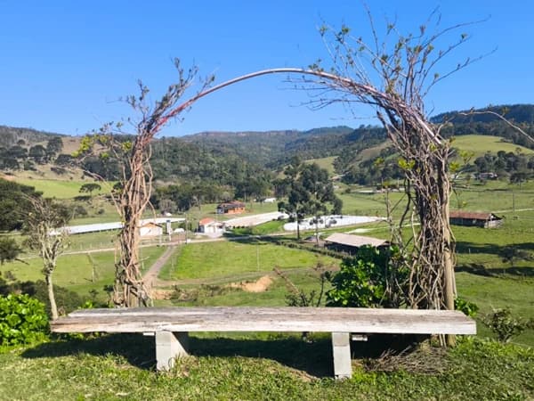 Sobrado em Rancho Queimado - Mato Francês