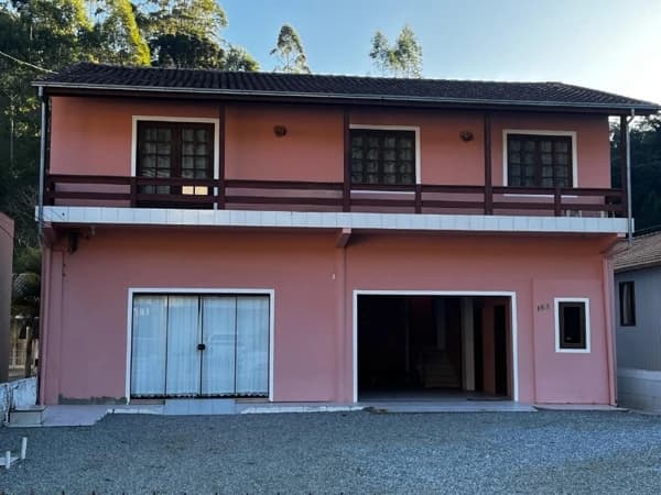 Casa em Angelina - Centro