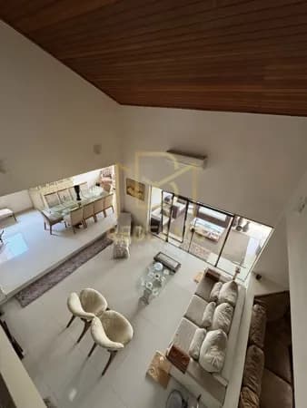 Casa a Venda para Retrofit com 296m2 no Residencial 10 em Alphaville, Santana de Parnaíba/SP