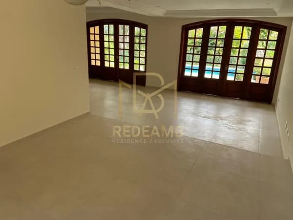Casa Alto Padrão com 476 m², com 04 suítes, piscina e churrasqueira no Condomínio Residencial 6 - Alphaville - Santana de Parnaiba/SP