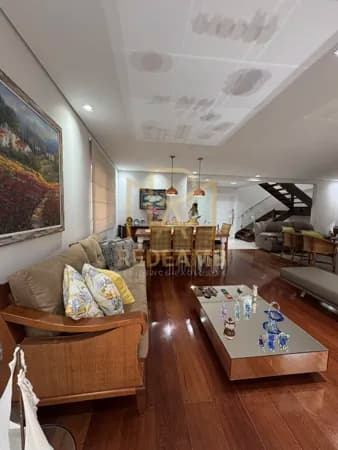 Oportunidade de Casa de Alto Padrão com 4 Suítes e Closet a Venda no Residencial Alphaville 4 em Alphaville - Santana de Parnaíba/SP