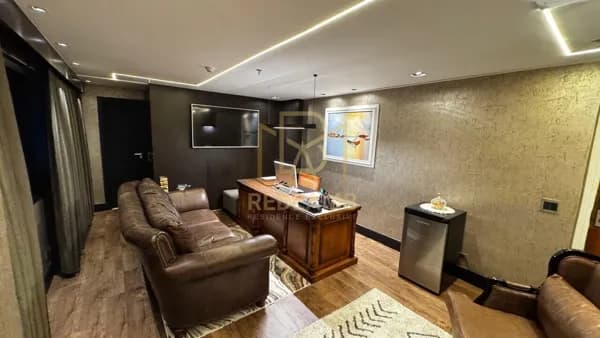 Sala comercial a Venda de 33m2 Mobiliada e Decorada no Condomínio Murano em Alphaville - Barueri