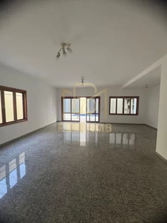 Casa Alto Padrão com 388,25m², 04 dormitórios, sendo 02 suítes - Condomínio Residencial 4 - Alphaville - Santana de Parnaíba/SP
