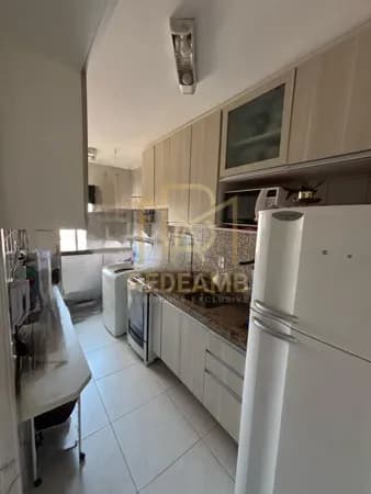 Apartamento Padrão com 69 m², 03 dormitórios, 01 vaga de garagem