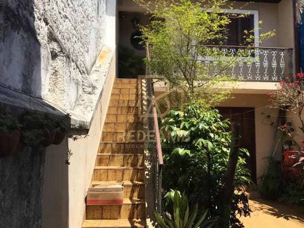 Casa Padrão à venda com 198 m², 05 dormitórios, sendo 03 suítes no bairro Jardim Consórcio - São Paulo/SP